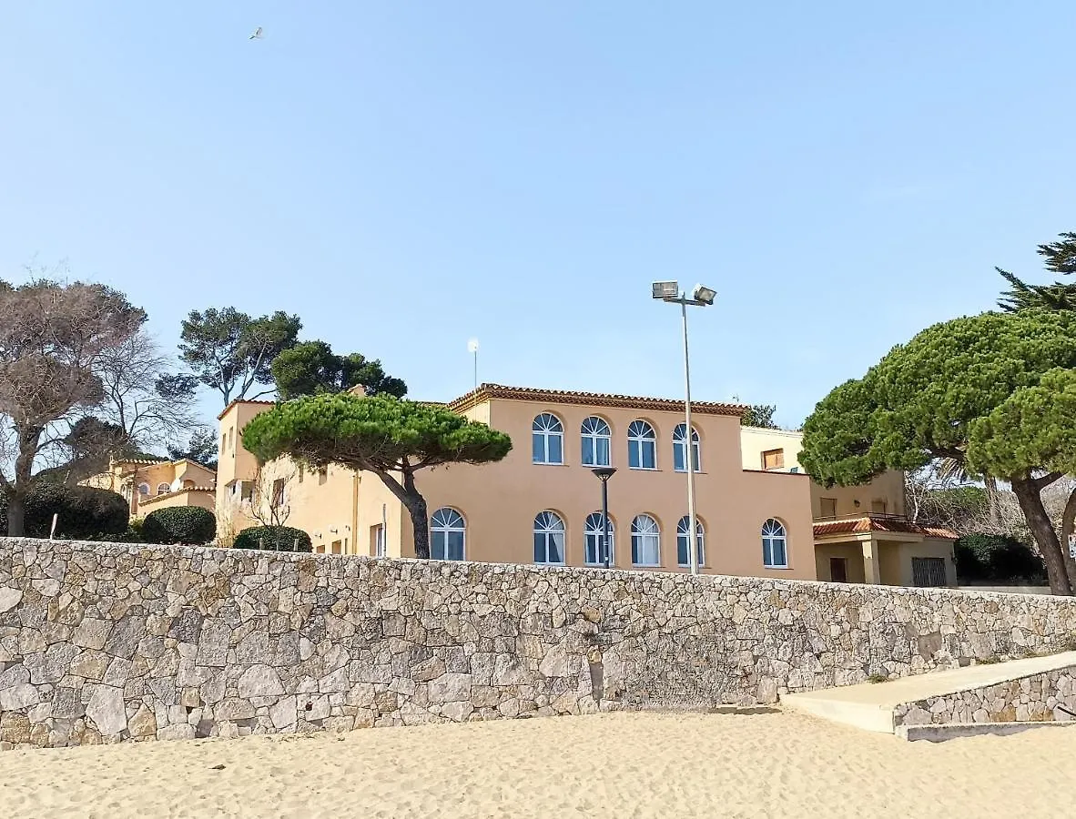 Apartamento Con Jardin A 11 Metros De La Playa. B3. 팔라모스 아파트